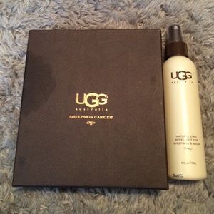 UGG Sheepskin Care Kit