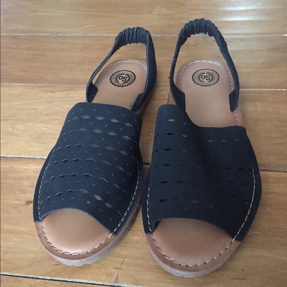 Women's So sandals!!