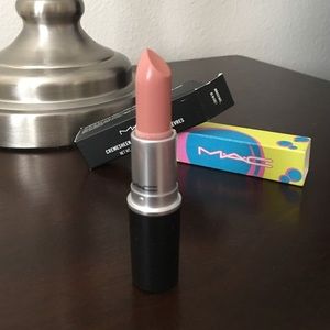 MAC Innocence, Beware Lipstick LE