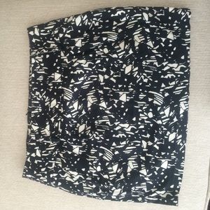 Black and white mini skirt