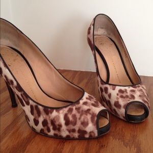 Giuseppe Zanotti Calfskin Peep Toe Pumps SZ 39