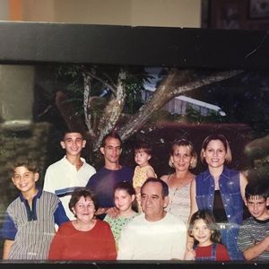 Meet your Posher, Manuela