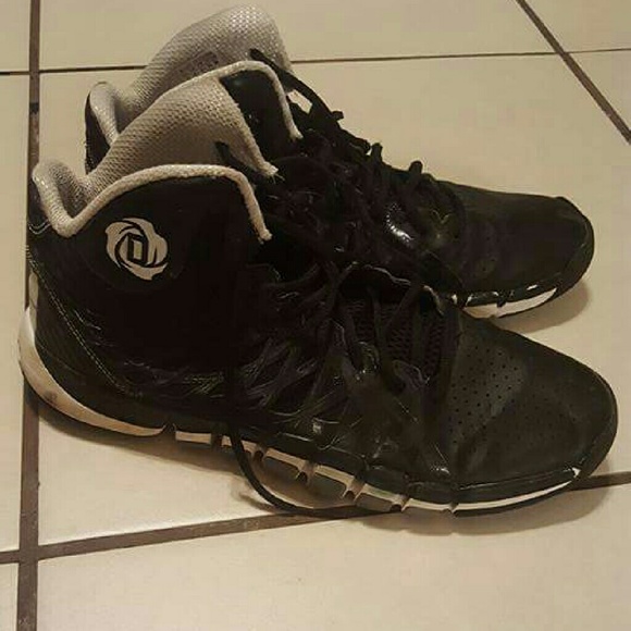 Mens Adidas basketball shoes