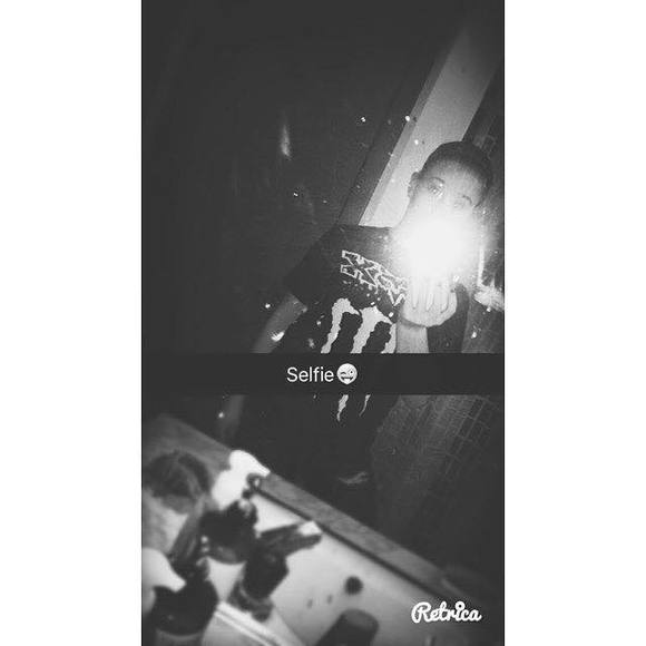 Meet your Posher, Alexi - Picture 1 of 1