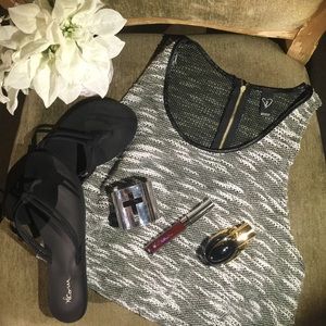 Forever 21 black/white tank top