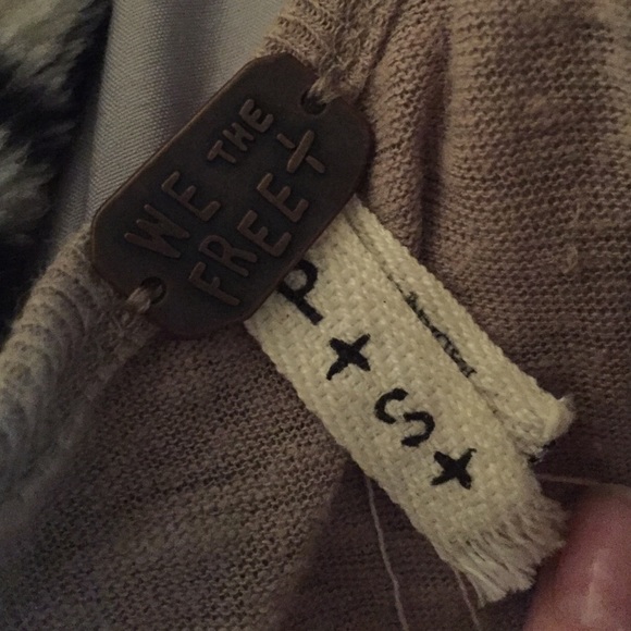 FINAL PRICE!! Free People Top!! - Picture 4 of 4