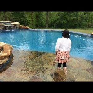 Meet your Posher, Sharon