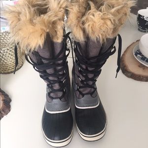 🎉FLASH SALE🎉 Sorel Joan of Arctic Snow Boot