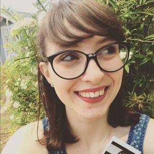 Meet your Posher, Rebecca