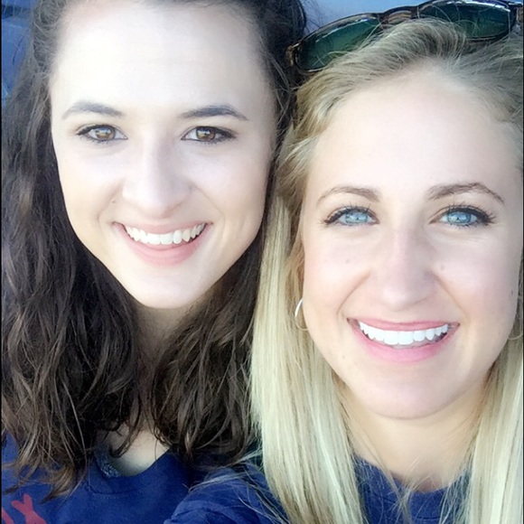 Meet your Posher, Haley - Picture 3 of 4