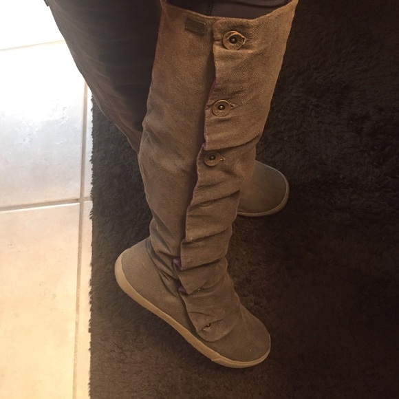 blowfish canvas boots