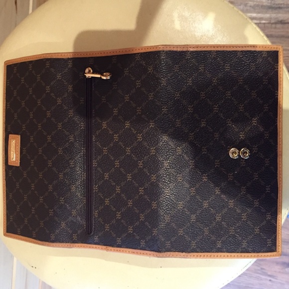 Authentic  Rioni trifold wallet. - Picture 4 of 4