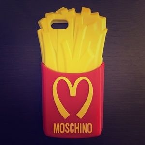 Moschino Iphone 5s case