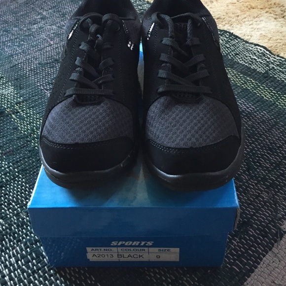 Air Sport Shoes - Women's brand new black sneakers
