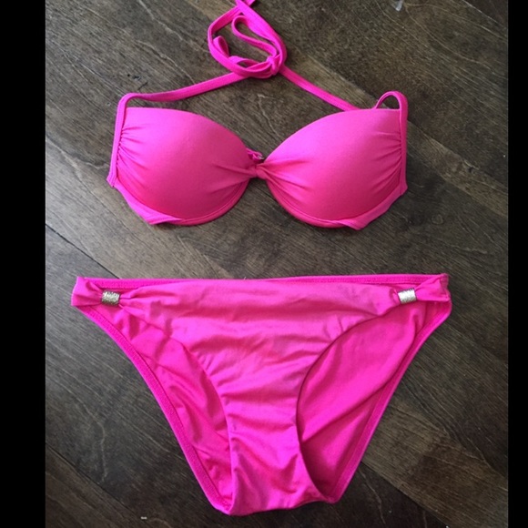Victoria's Secret swimsuit - Picture 1 of 2
