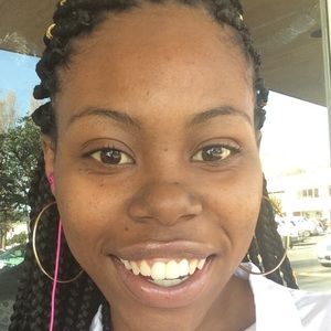 Meet your Posher, Alize