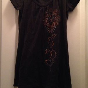 Black Levi's t shirt
