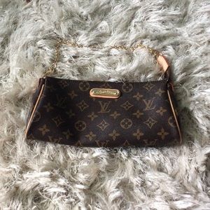 LV purse