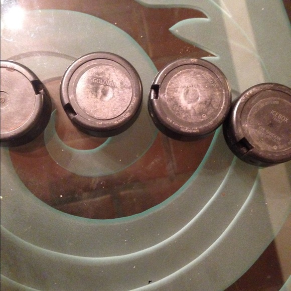 Bundle of 4 MAC eyeshadows - Picture 4 of 4