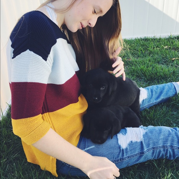 old navy sweater - Picture 4 of 4