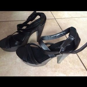 Black summertime heels