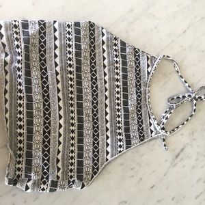 Halter crop