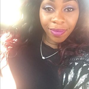 Meet your Posher, Patricia