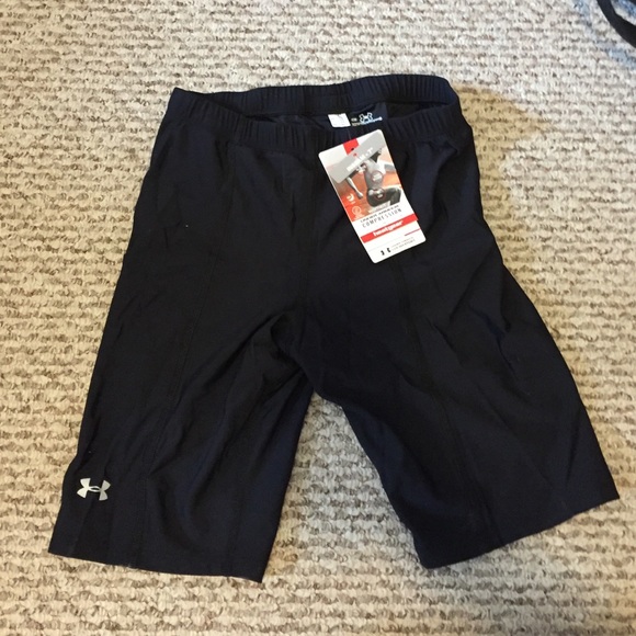Under Armour Pants - NWTwoman's under armour compression shorts/spandex