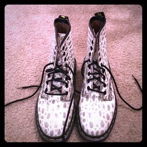 Dr. Martens air wair boots