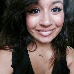 Meet your Posher, Alisha