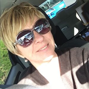 Meet your Posher, Cindy