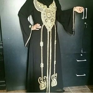 Kaftan/Abaya/Galbeya.