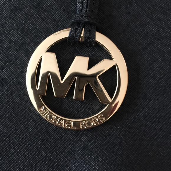 Black Michael Kors bag NWOT. - Picture 2 of 4