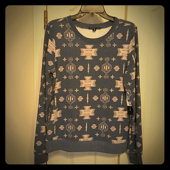 NWT Sz Med Celebrity Pink Aztec Active Sweatshirt - Picture 1 of 4