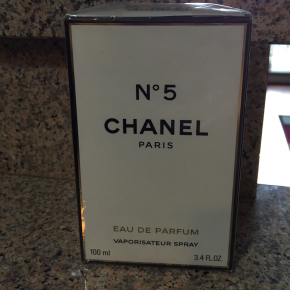 Chanel perfume number 5