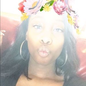 Meet your Posher, Alesha