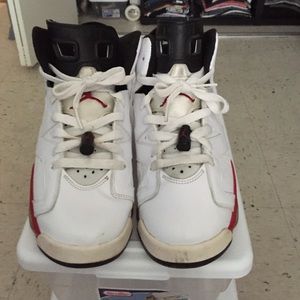 Jordan 6s  Size 6