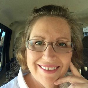 Meet your Posher, Marisa