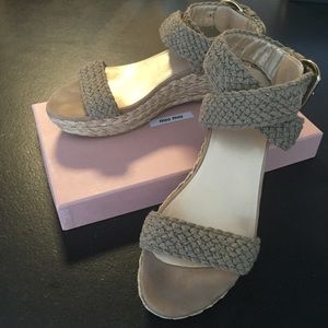 Authentic Stuart Weitzman Alexlo Sandals