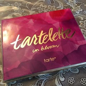 Tarte in Bloom palette