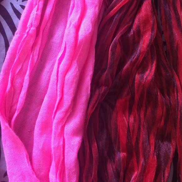 Scarves - Picture 2 of 3