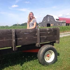 Meet your Posher, Katie