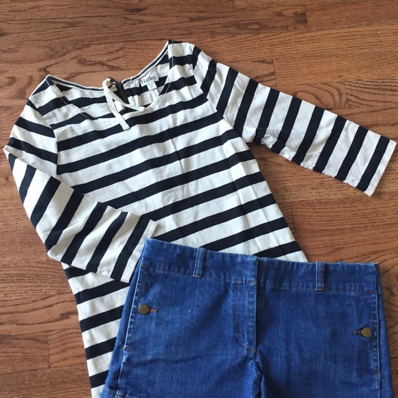 💥 FLASH SALE 💥 NWOT Navy/Cream tunic