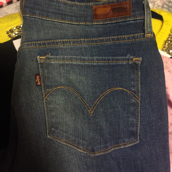 Brand new Levis 30 X 32 straight / skinny jeans. - Picture 1 of 4