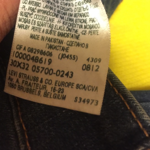 Brand new Levis 30 X 32 straight / skinny jeans. - Picture 4 of 4