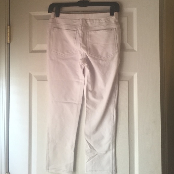 WHITE COTTON SKINNY CROP PANTS by Avon. Size S/P - Picture 3 of 4