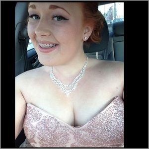 Meet your Posher, Madison