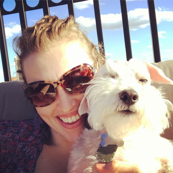 Meet your Posher, Lindsey - Picture 2 of 2