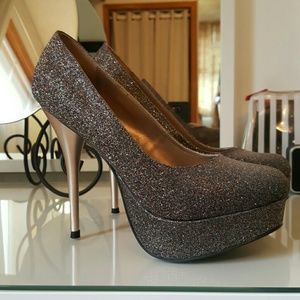 Eva & Zoe pink champagne glitter heels