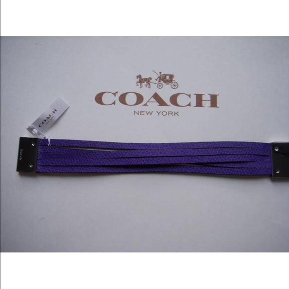 Purple COACH leather bracelet - Picture 4 of 4
